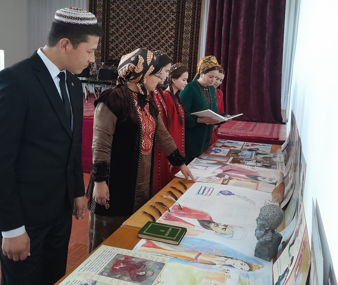 Pyragy hem Arkadag  ömrümize şamçyrag